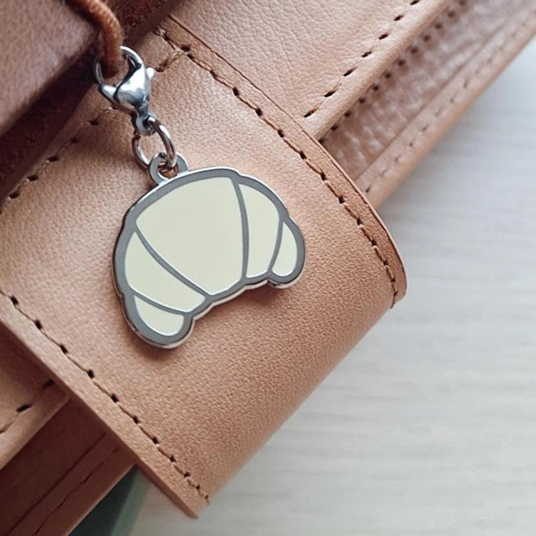 CROISSANT CHARM